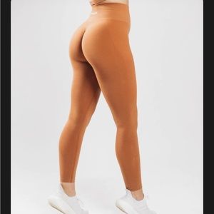 Alphalete Amplify Legging OG Mandarin